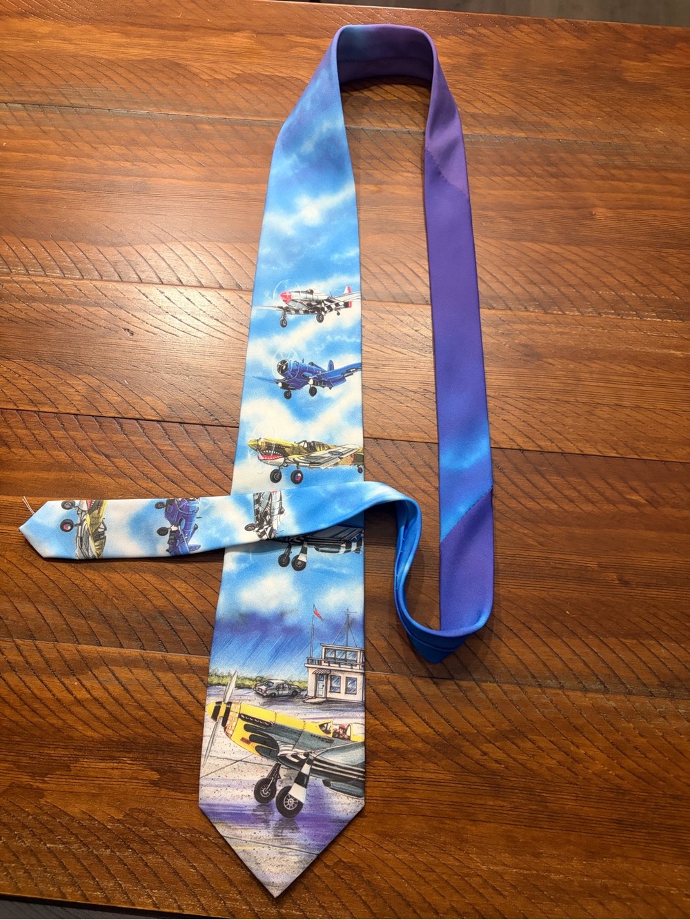 Gift of Wings WWII Fighter Planes Aviation Necktie Made in USA 2002